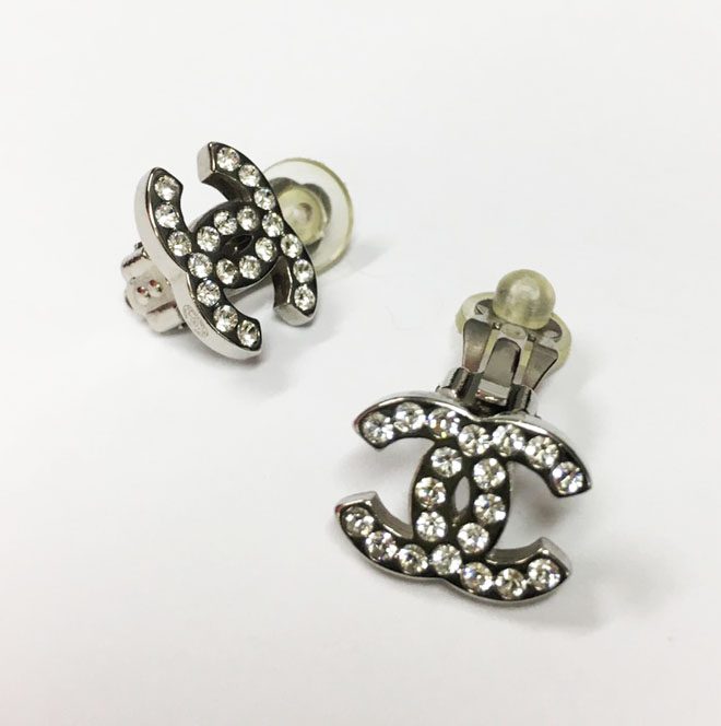 シャネルのイヤリングをピアスにかえる | グラスムーン